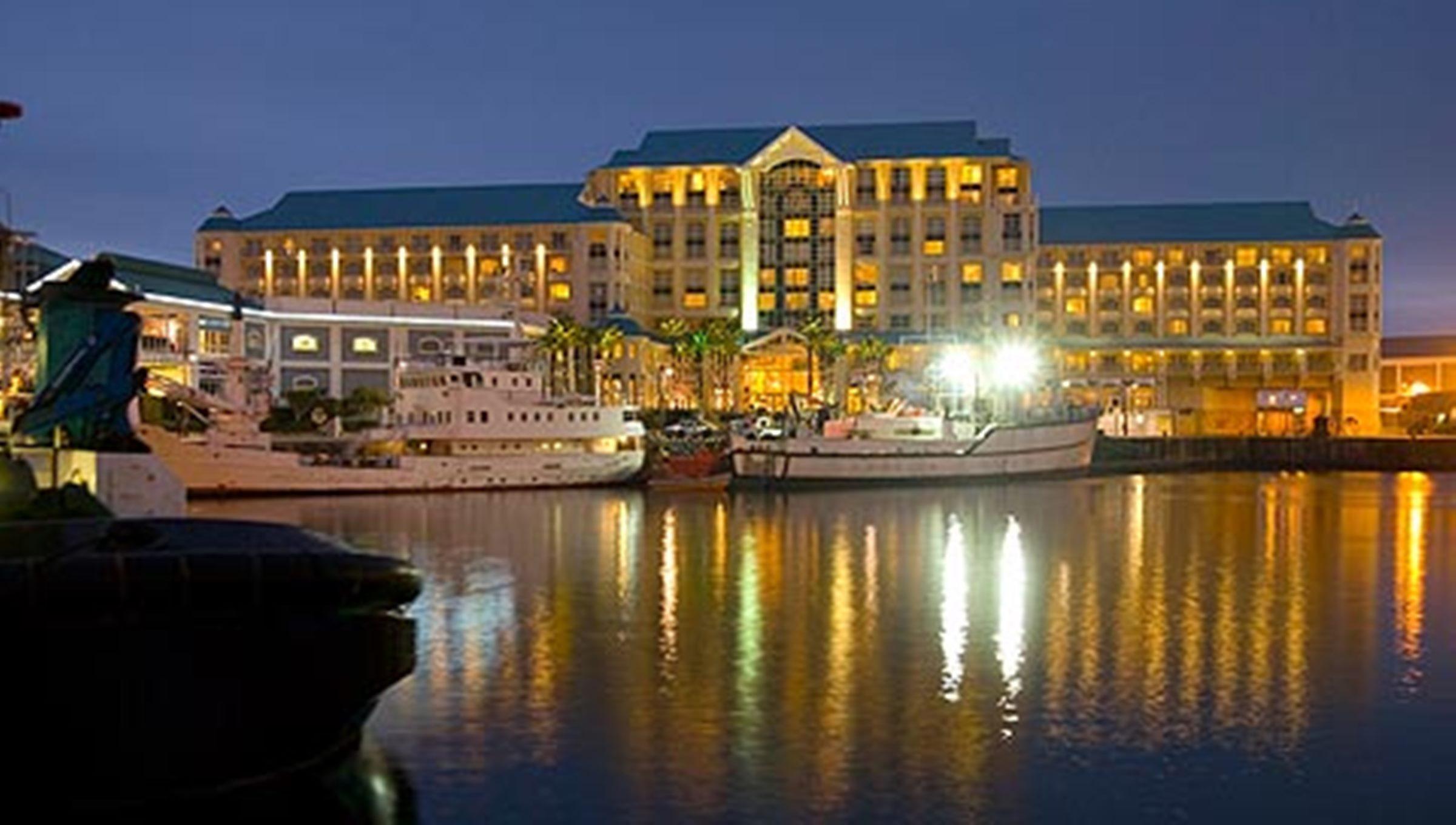 더 테이블 베이 호텔 케이프타운 외부 사진 Harbour Island Hotel